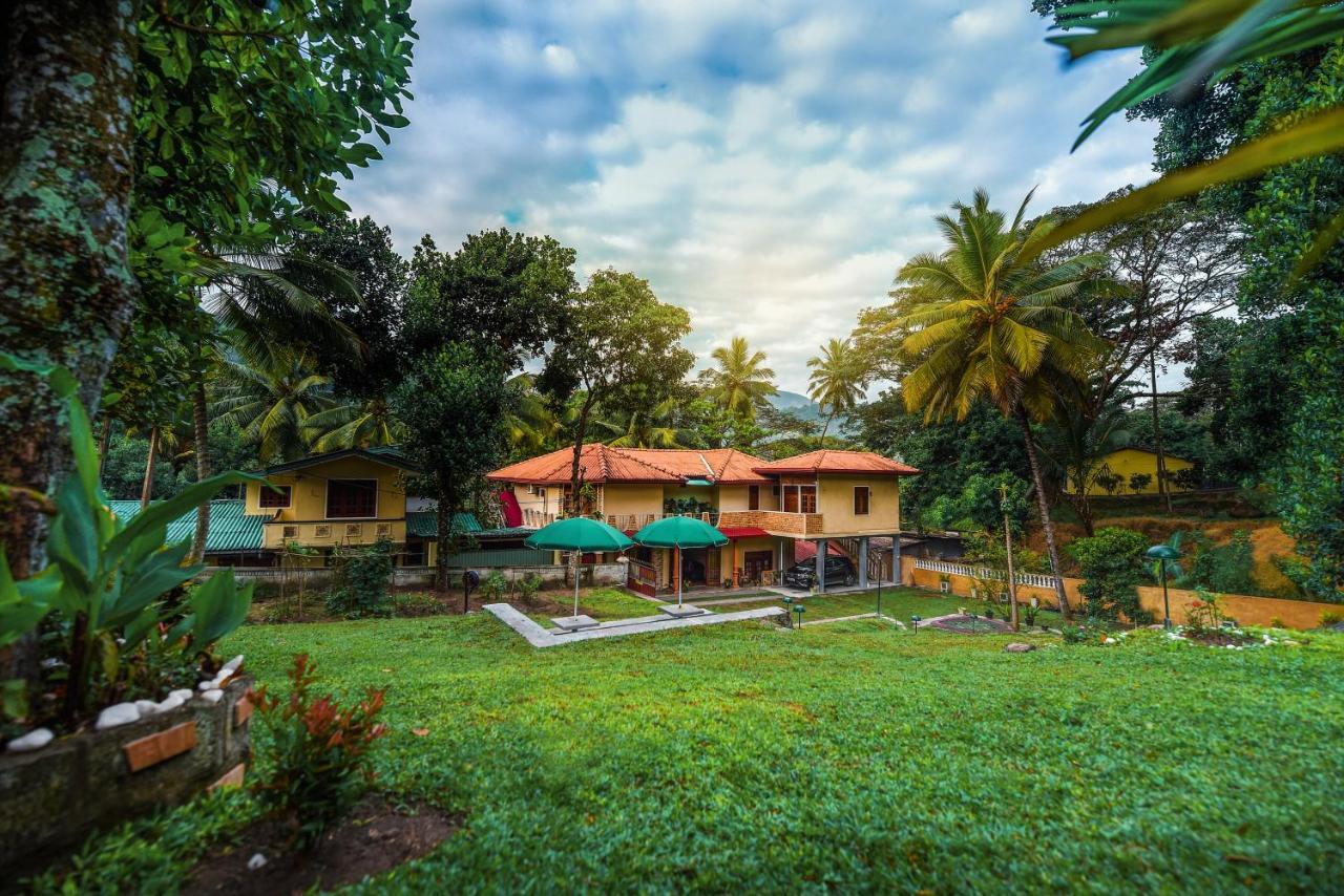 Mahaweli View Bungalow Kandy Extérieur photo