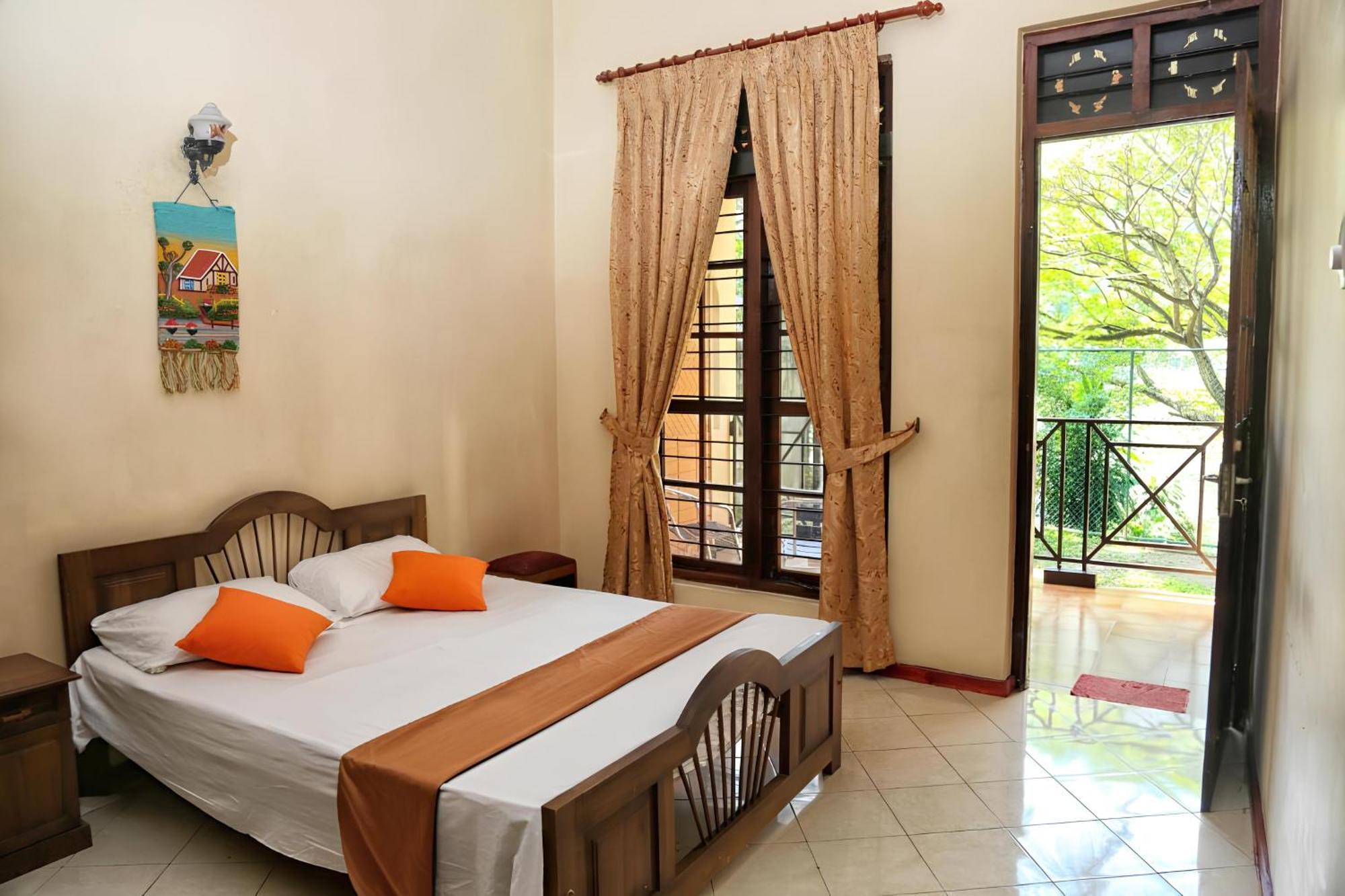 Mahaweli View Bungalow Kandy Extérieur photo
